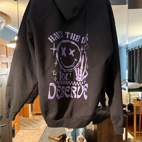 Gildan 18500 Black Hoodie with White Graphic - Picture 2 of 3